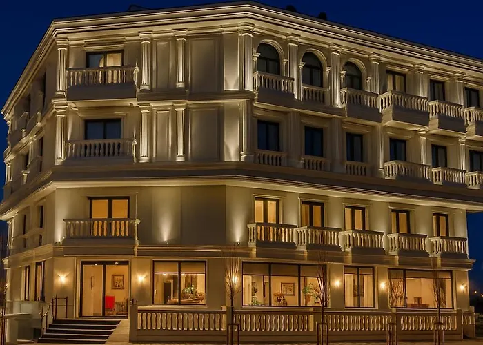 Nenessa Airport Hotel
