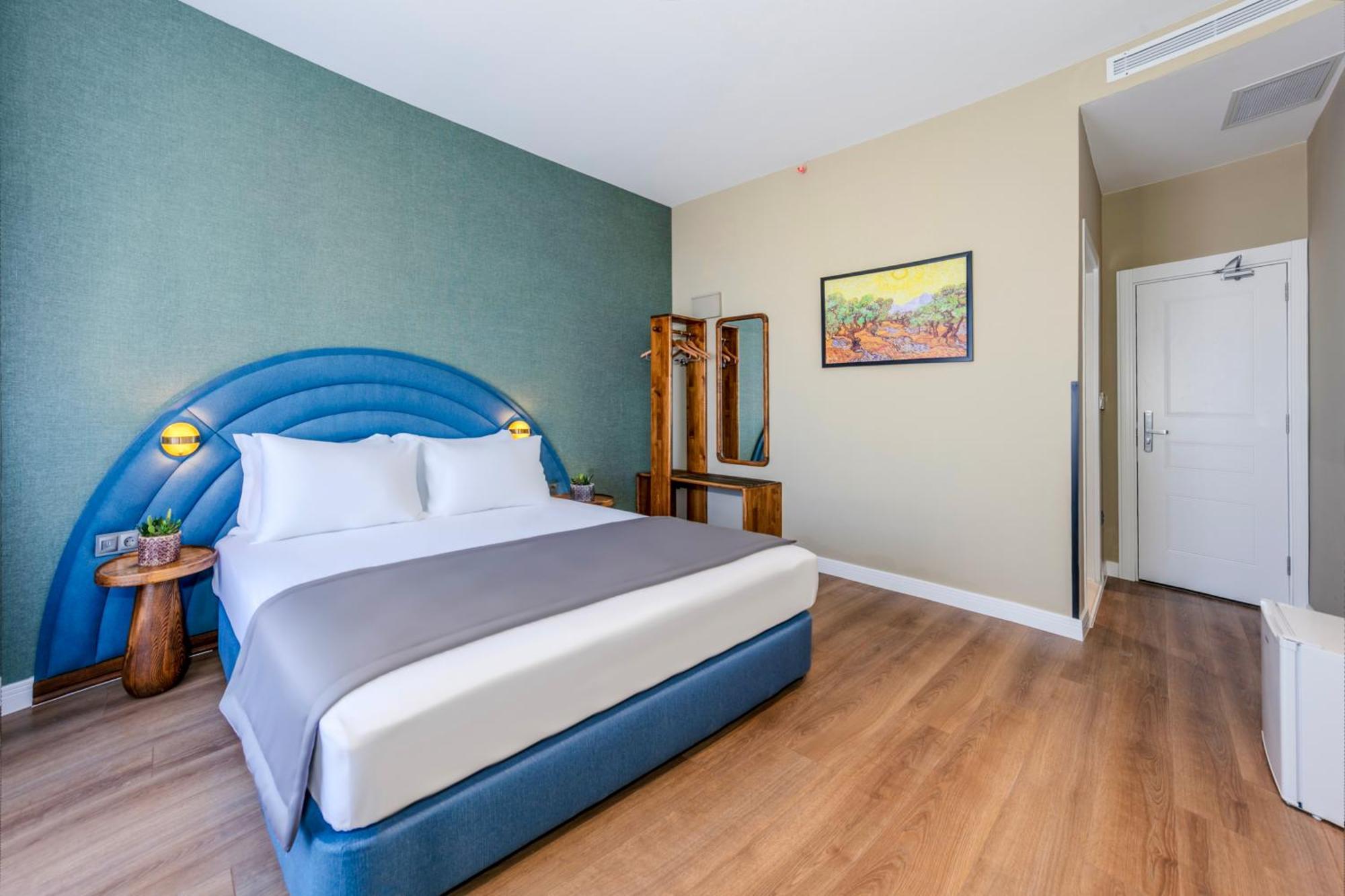 Hotel Nenessa Airport 4*