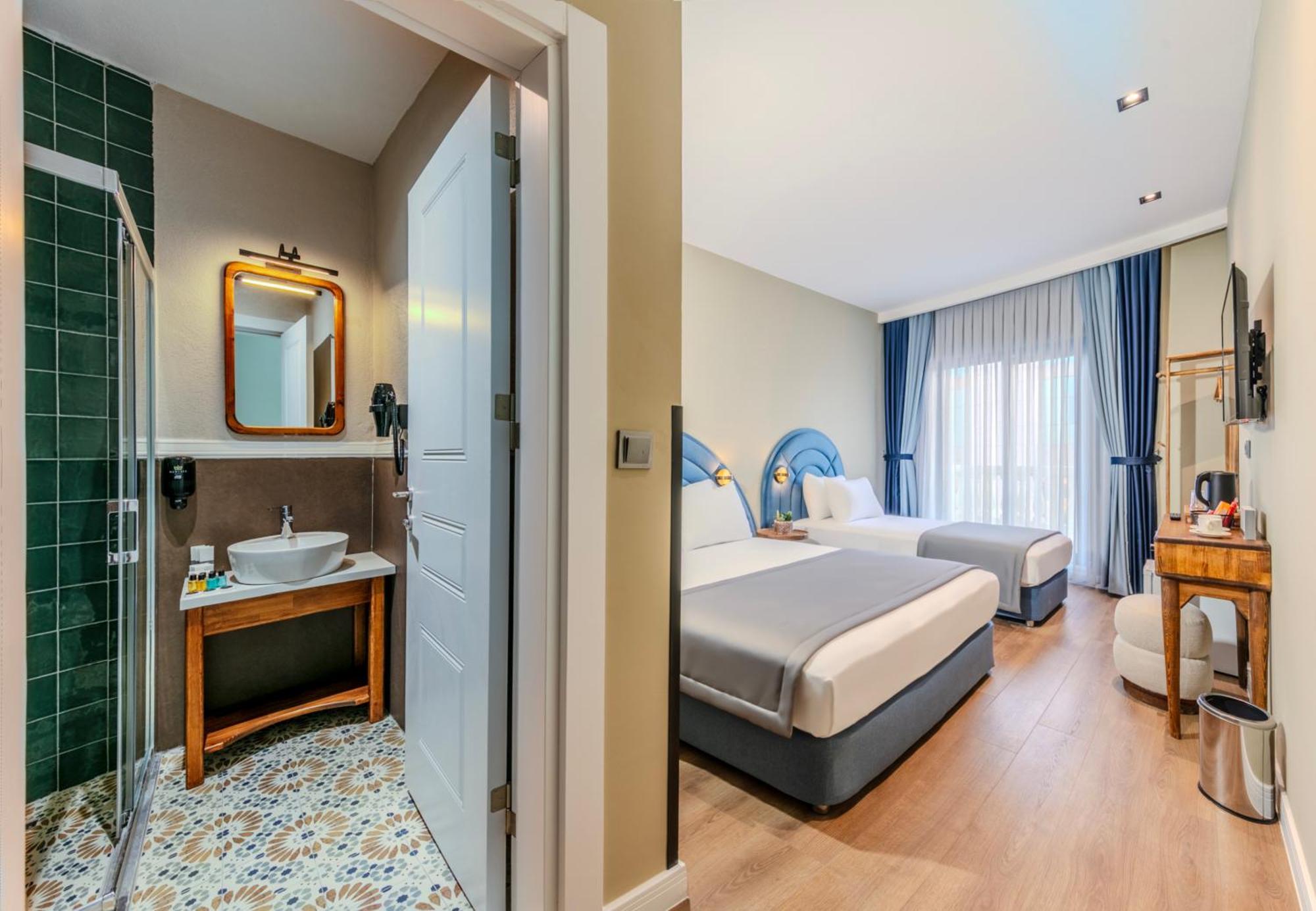 Hotel Nenessa Airport 4*